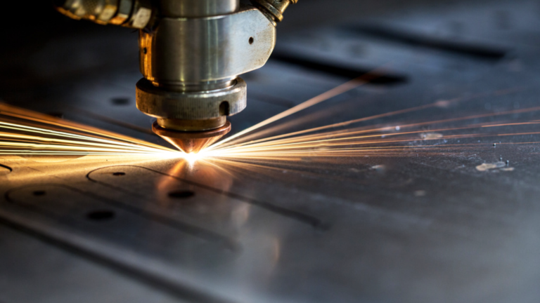 Corte laser Cortadora laser Gabinetes de acero inoxidable Gabinetes de seguridad industrial Diseño personalizado Fabricación a medida Tecnología de punta Calidad premium Durabilidad Resistencia Innovación en diseño Eficiencia en producción Estilo moderno Soluciones personalizadas Protección de equipos Seguridad en el trabajo Industria manufacturera Ingeniería de precisión Acabado de alta calidad Protección contra corrosión Optimización de espacios Funcionalidad avanzada