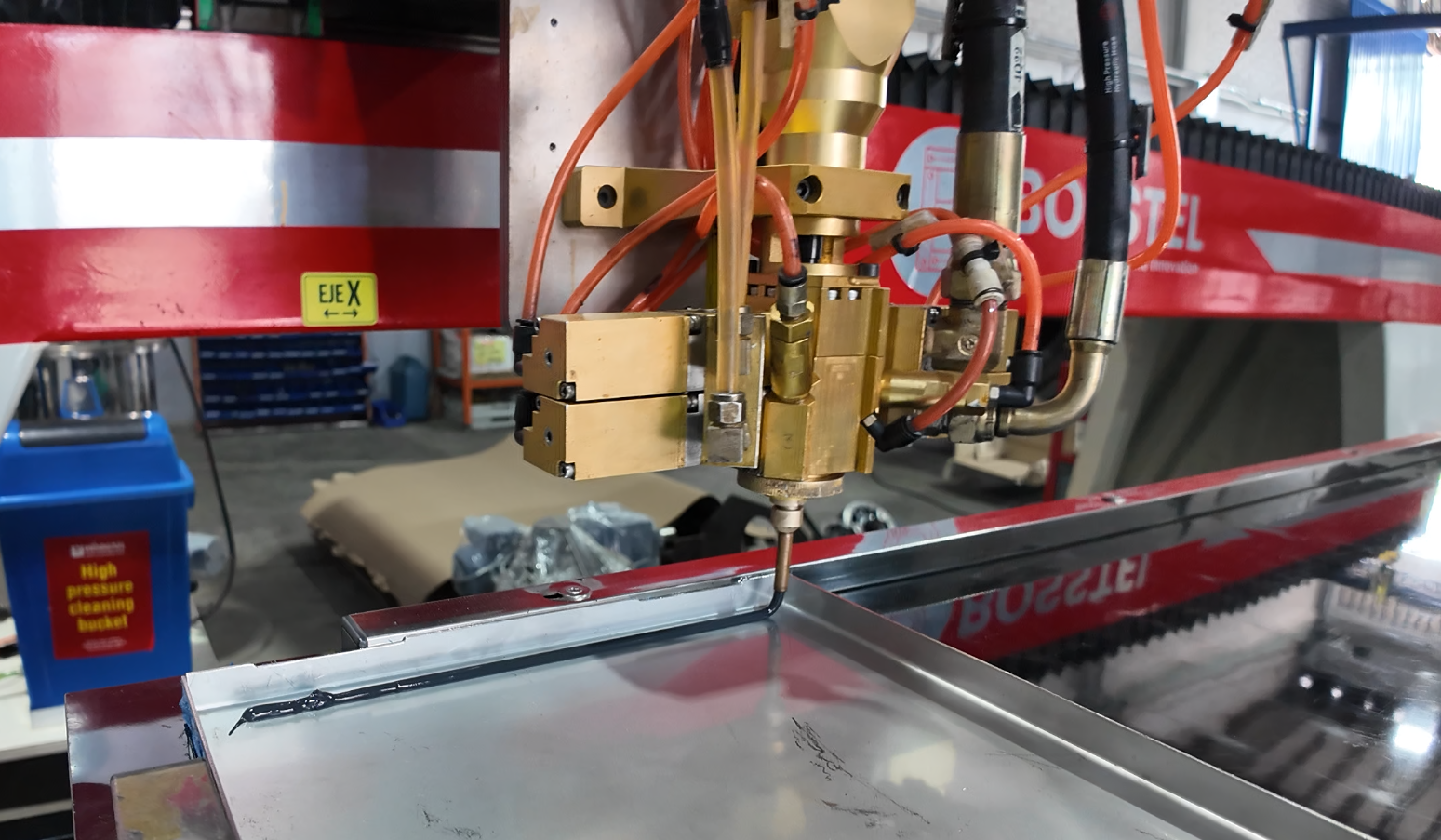 Lee más sobre el artículo Tableros eléctricos a la medida: ingeniería que se adapta a tu industria